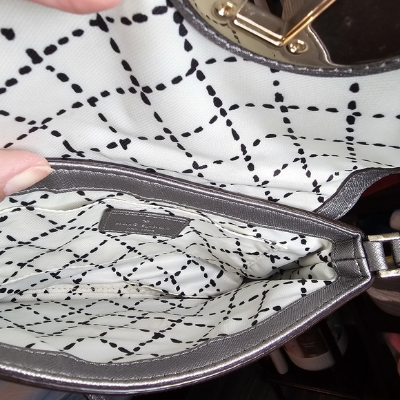 Kate Spade Newbury Lane Sally Saffiano Leather Pewter crossbody purse EUC - Picture 9 of 16